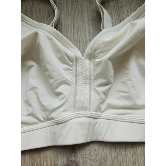 Cacique Ivory Unlined Unpadded No Wire Wireless Full Coverage Figure Bra 48DD - Picture 3 of 9